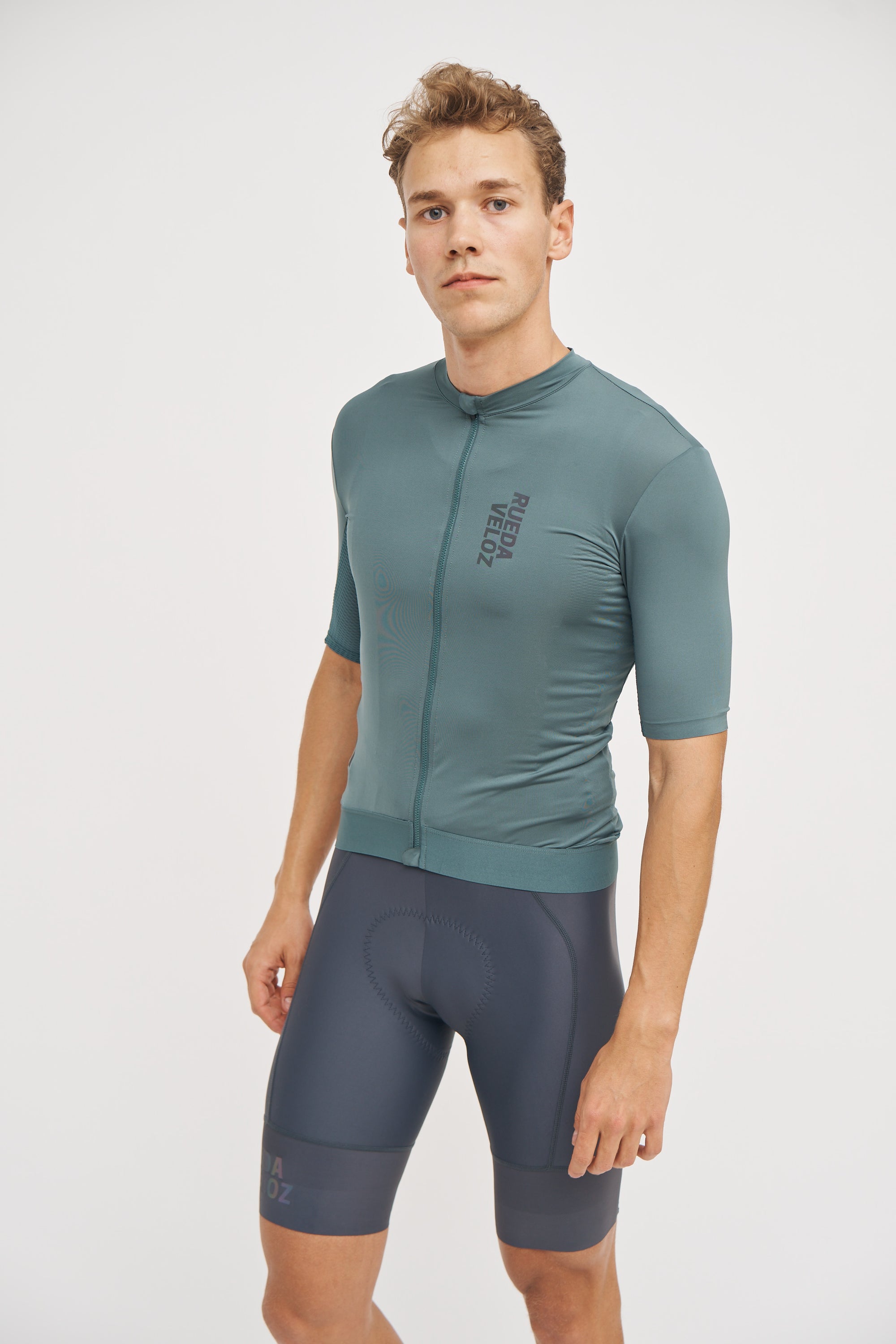 Herrpaket: Bibs + Kortärmad Tröja + Strumpor